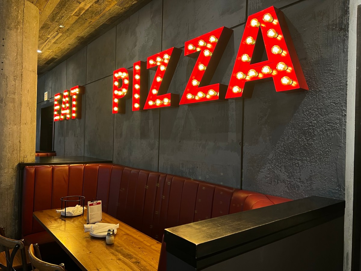 Deep Dish Showdown: Sauce vs. Structure in Chicago’s Ultimate Pizza&nbsp;Prizefight