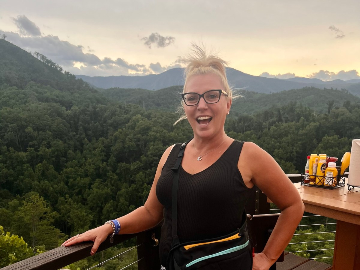 From Mountain Views to Firefly Nights: A Magical Day in&nbsp;Gatlinburg